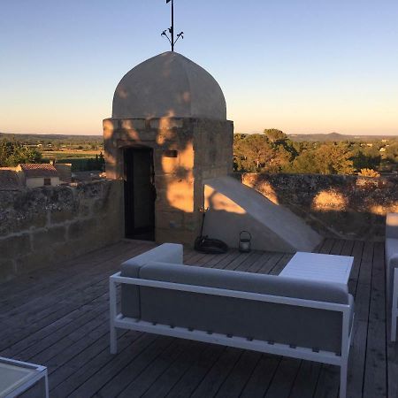 Tour Sarrazine De Montaren Bed and Breakfast Buitenkant foto