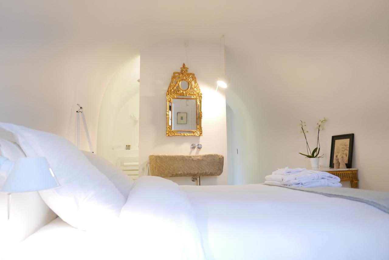 Tour Sarrazine De Montaren Bed and Breakfast Buitenkant foto